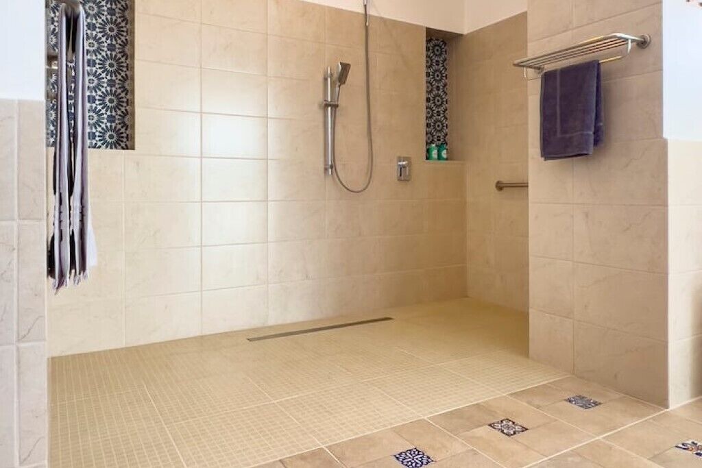 Photo of Bathroom in Esterito