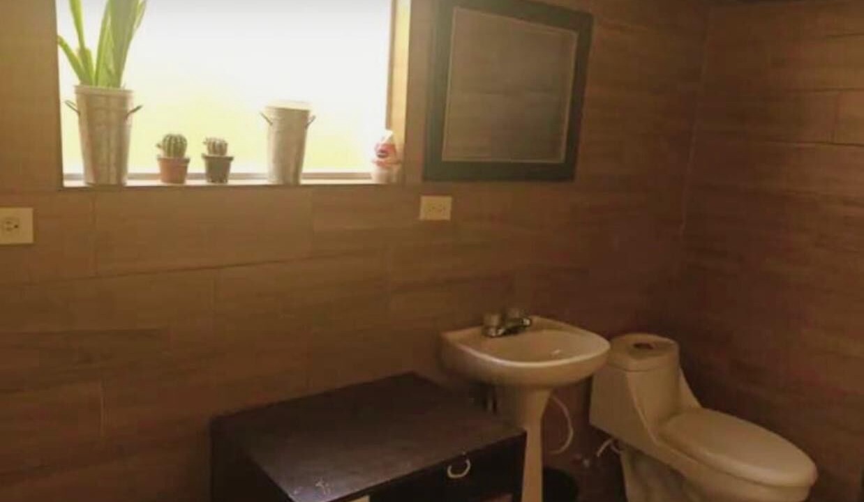 Photo of Bathroom in Maestros