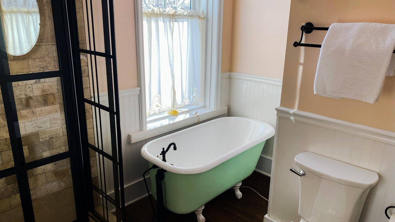 Photo of Bedroom in Edwardsburg