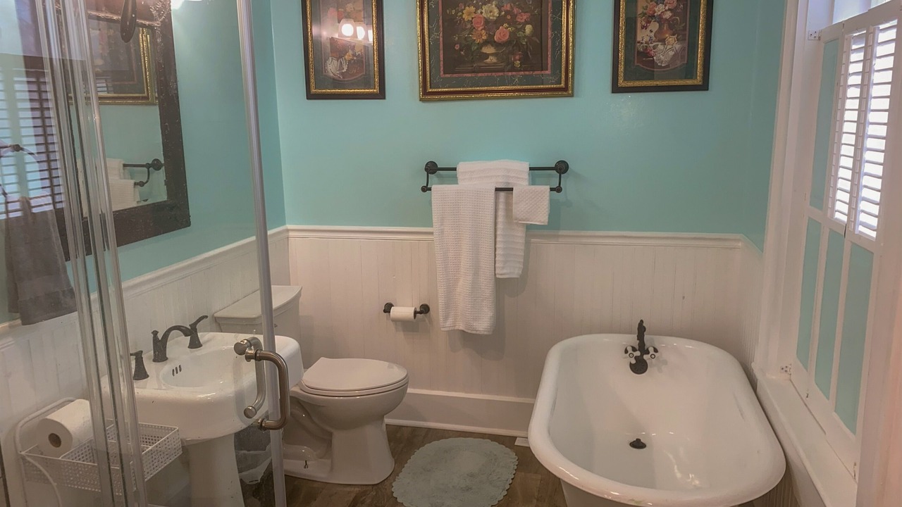 Photo of Bathroom in Edwardsburg