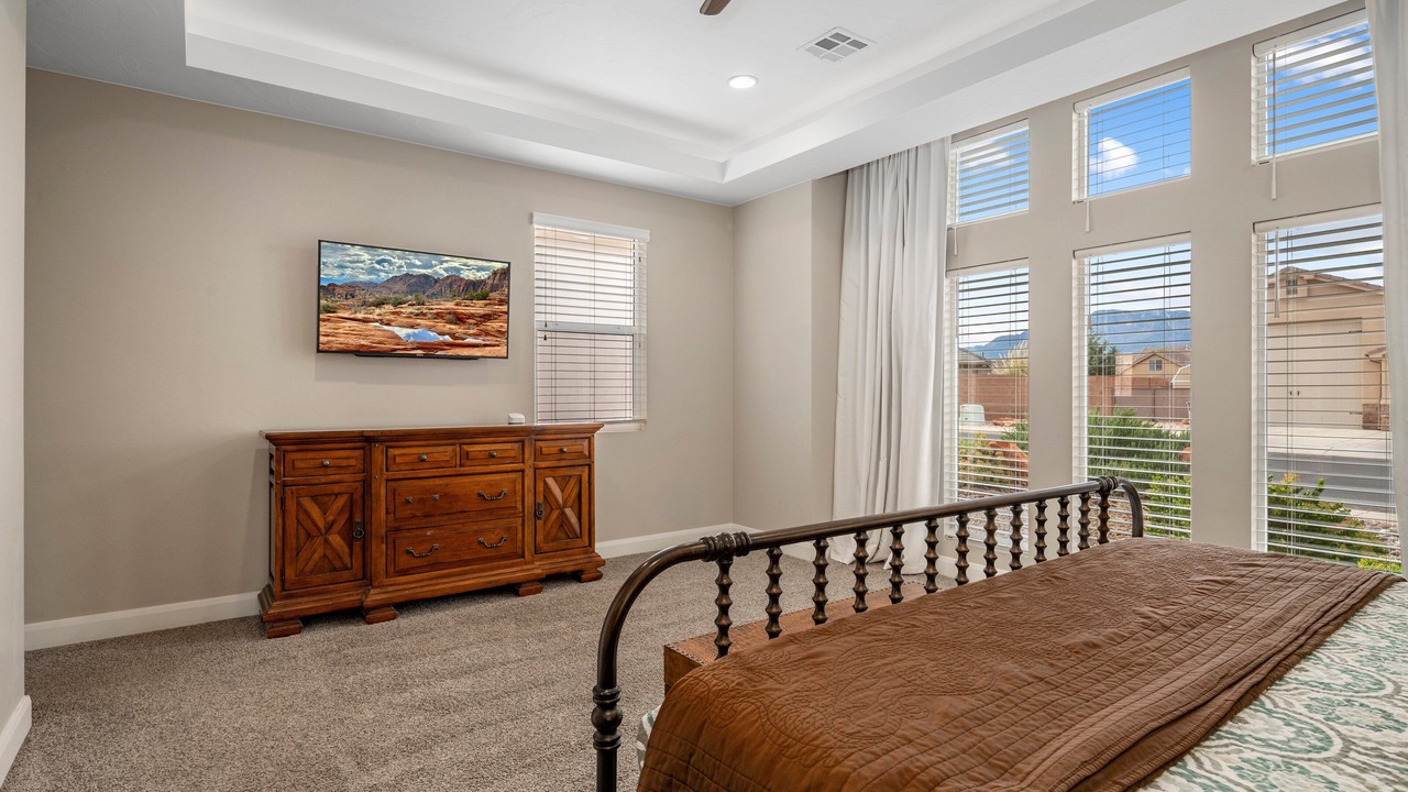 Photo of Bedroom in Hurricane