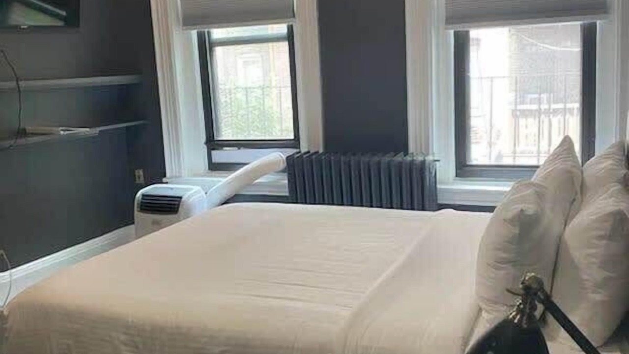 Photo of Bedroom in Bay Village