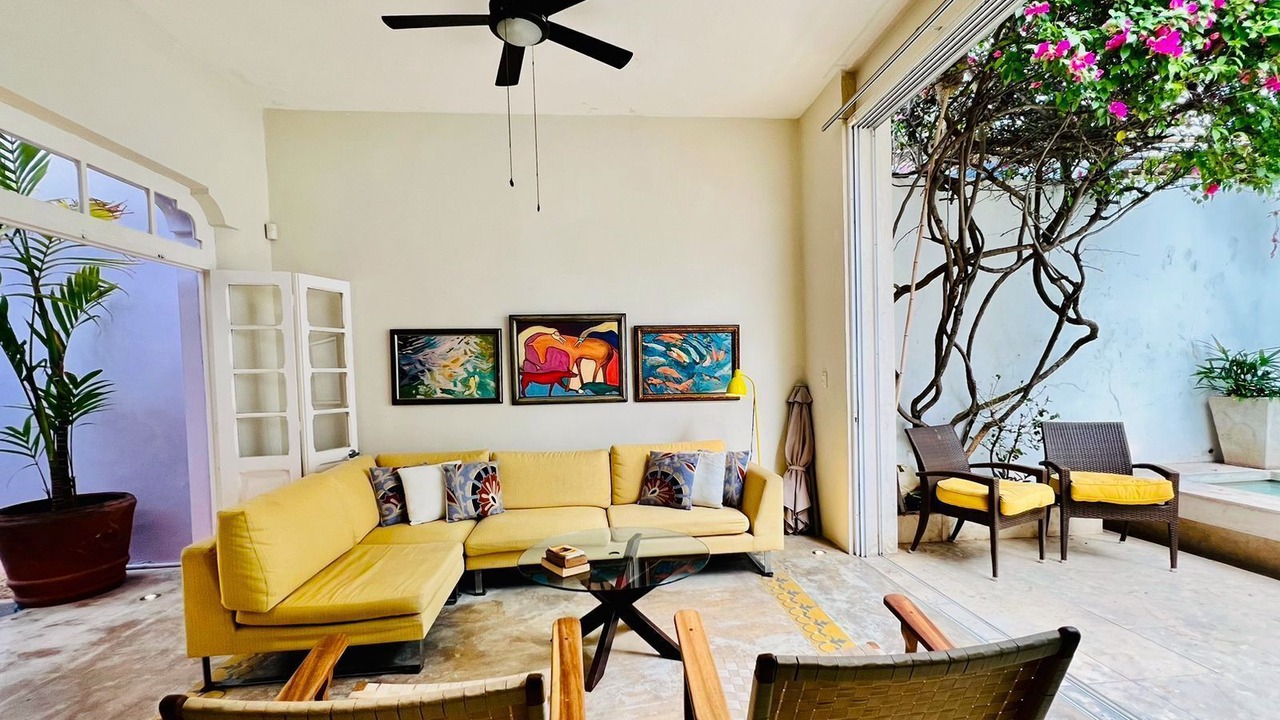 Photo of Livingroom in Centro