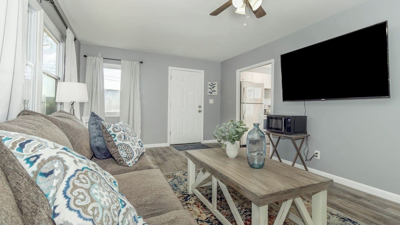 Photo of Livingroom in Middletown