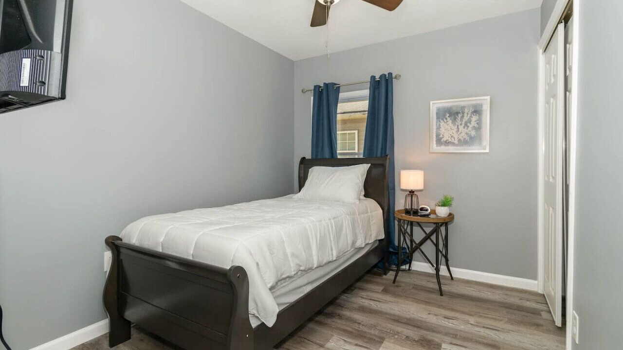 Photo of Bedroom in Middletown