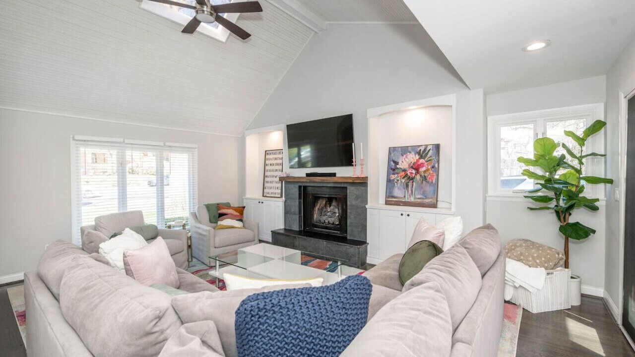 Photo of Livingroom in Hyde Park