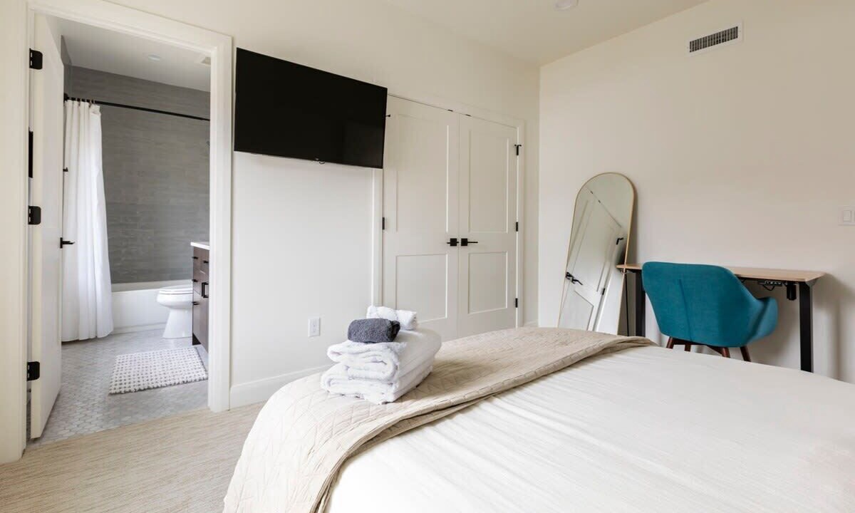 Photo of Bedroom in East Central