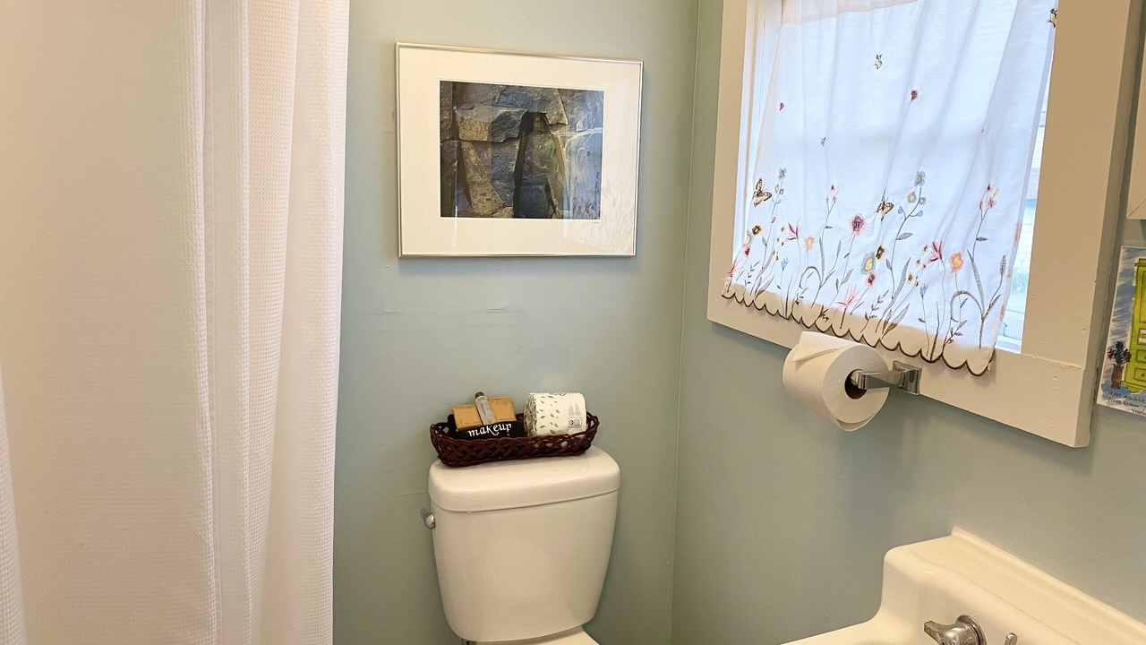 Photo of Bathroom in Salsbury Cove
