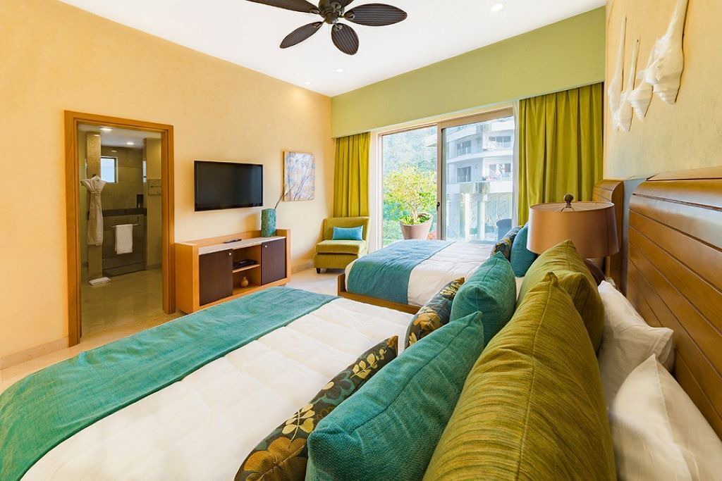 Photo of Bedroom in South Shore Hotel Area