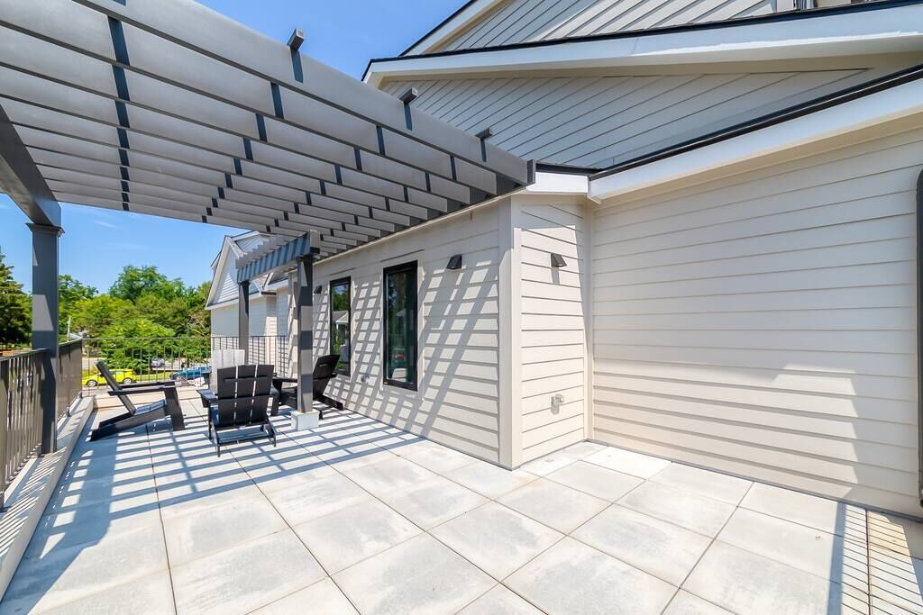 Photo of Patio Balcony in Burns Park