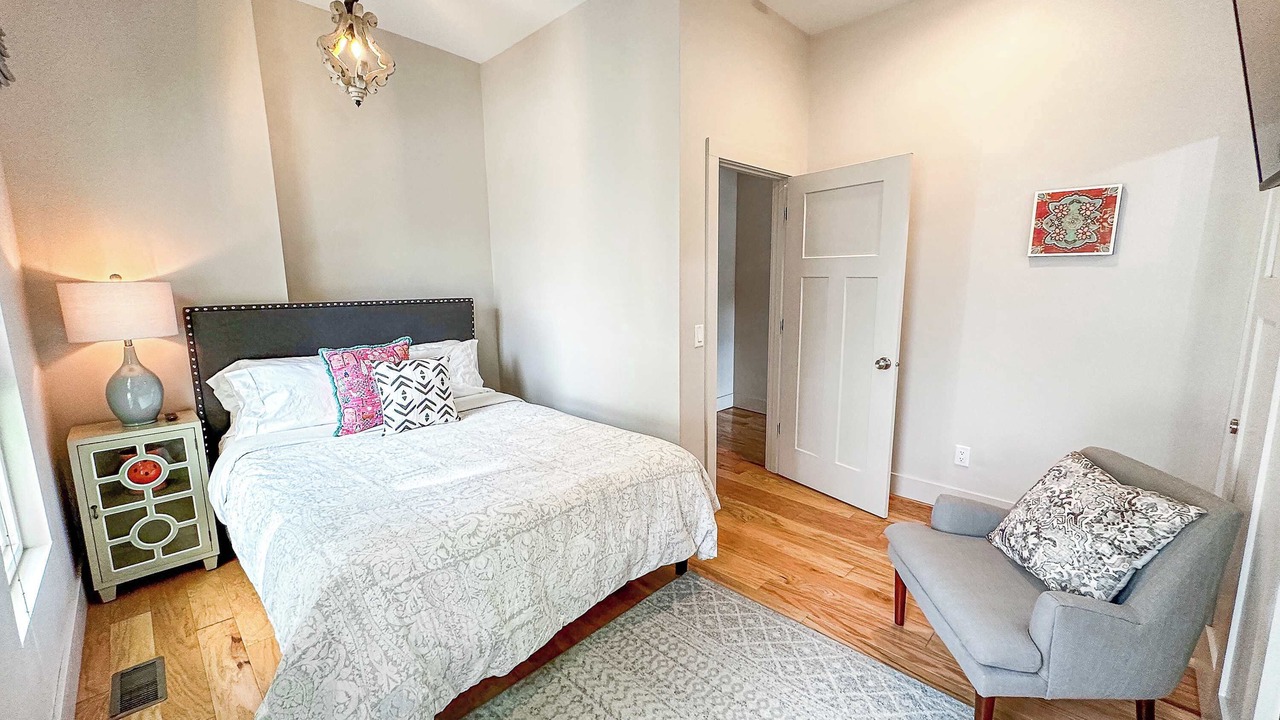 Photo of Bedroom in Burns Park