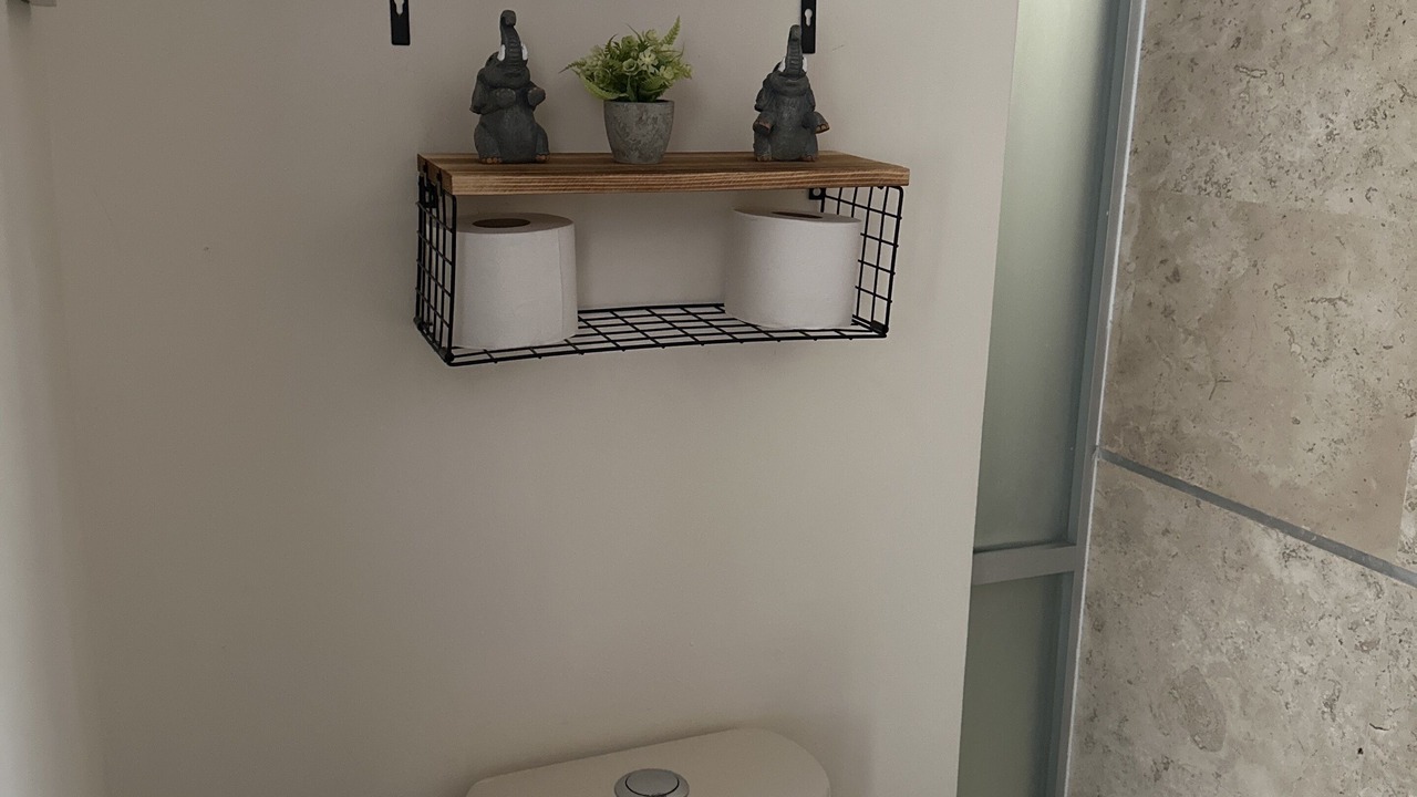 Photo of Bathroom in Zona Expo