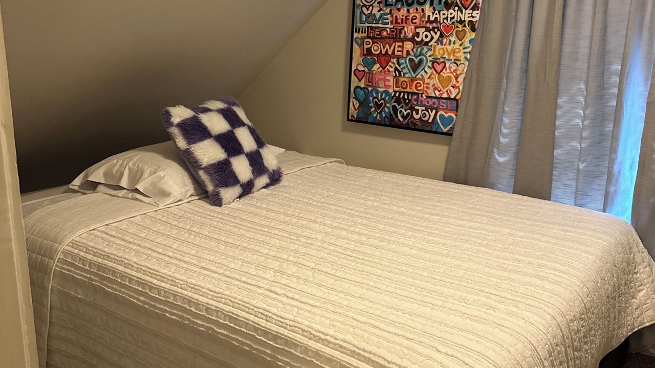 Photo of Bedroom in Crescent Hill