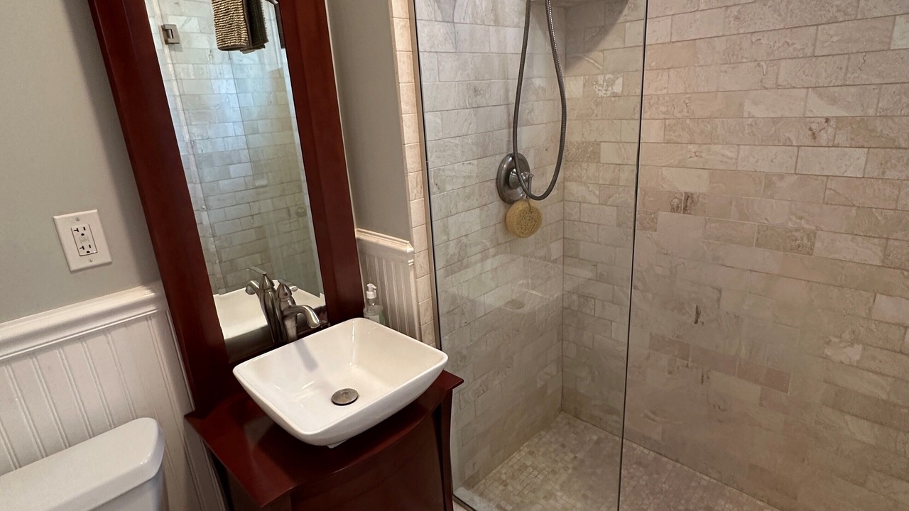 Photo of Bathroom in Crescent Hill