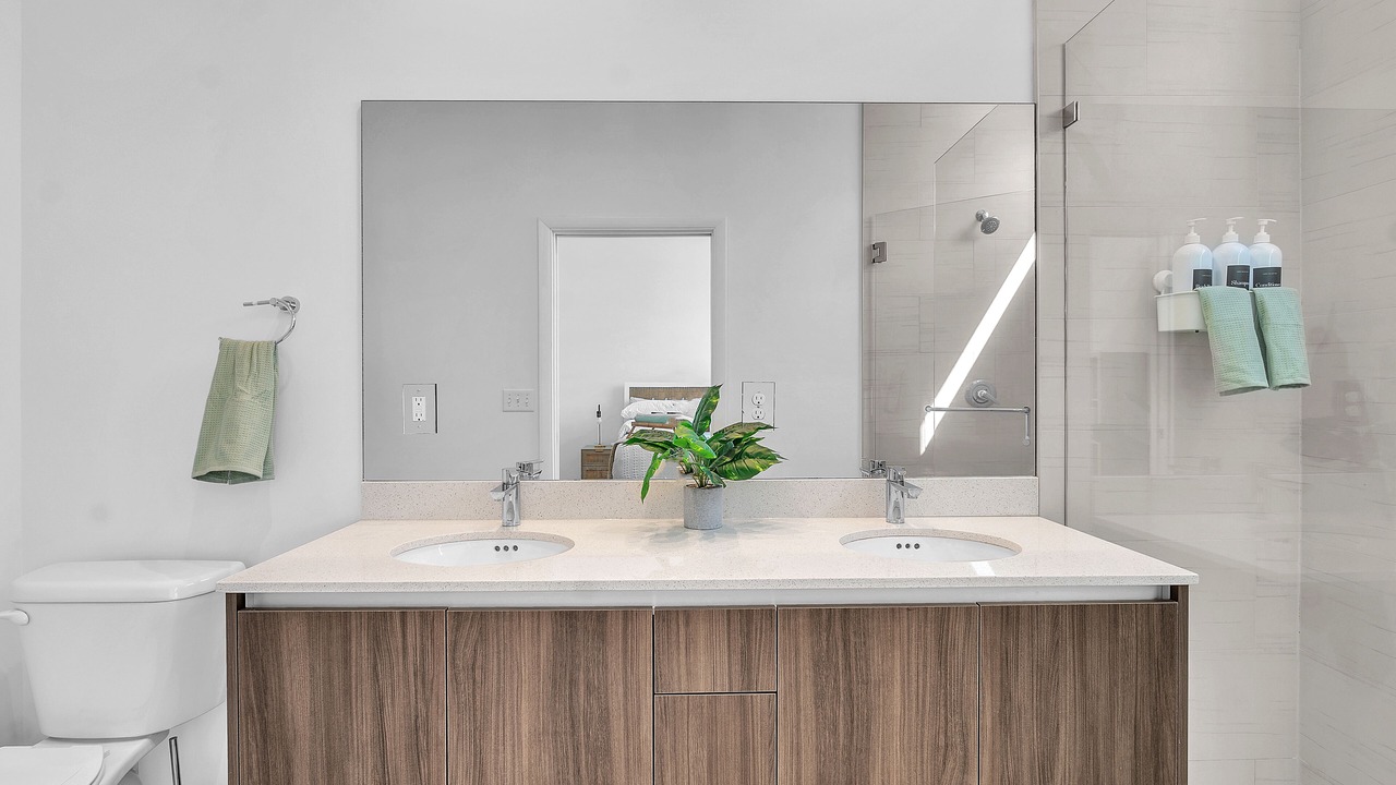 Photo of Bathroom in Flagler Village