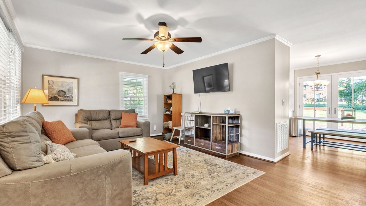 Photo of Livingroom in Dunean