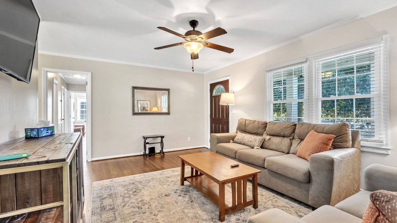 Photo of Livingroom in Dunean