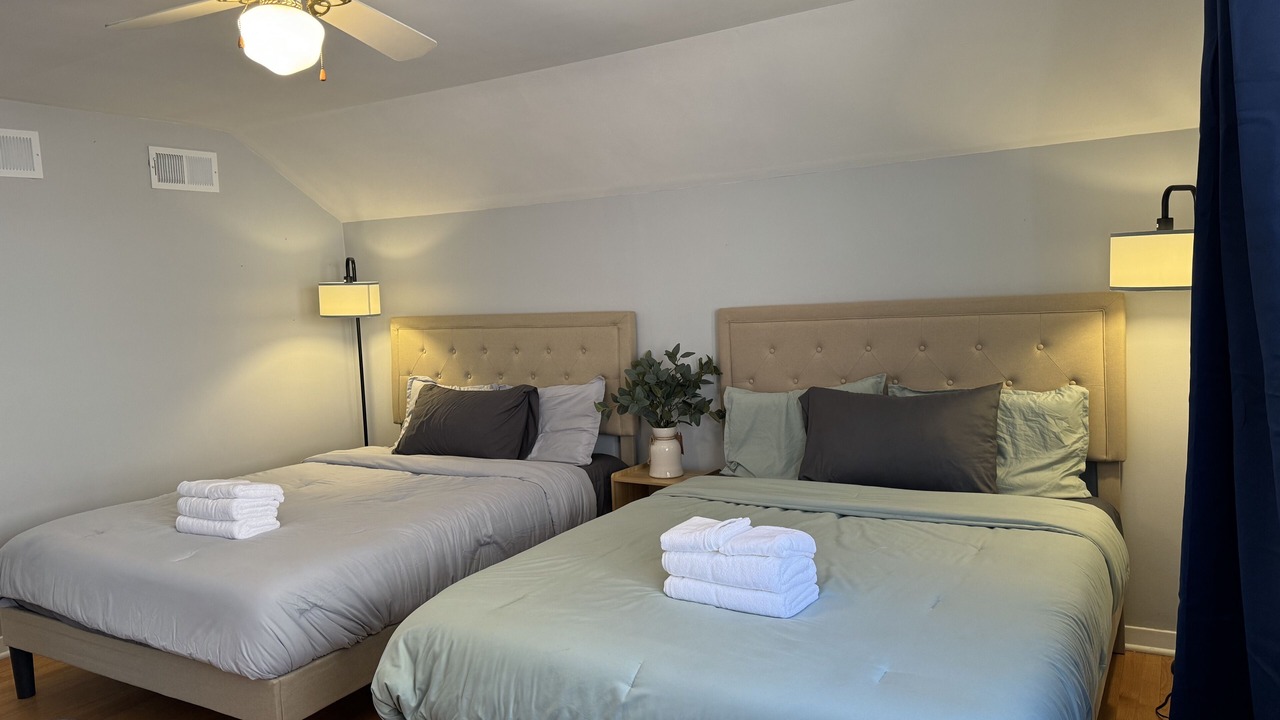 Photo of Bedroom in Skokie