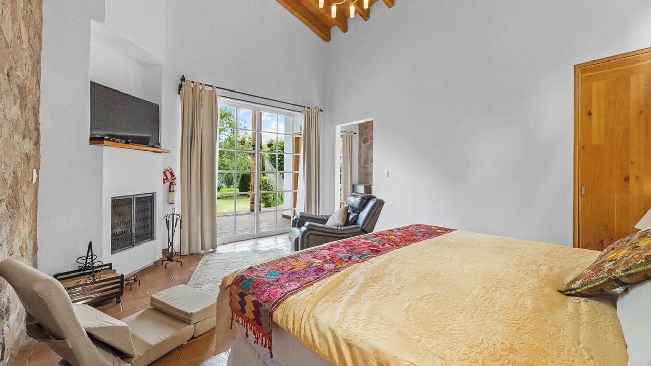 Photo of Bedroom in Macheros