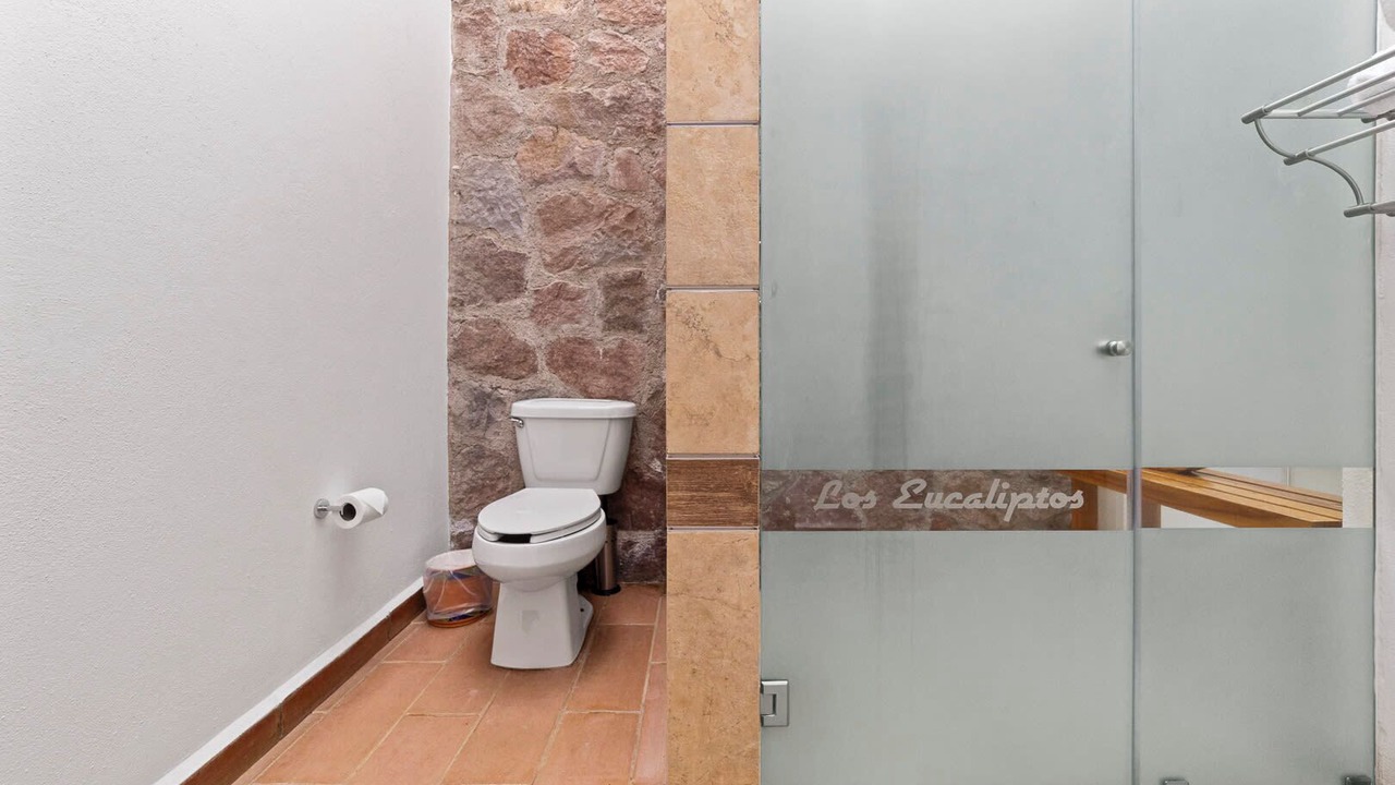 Photo of Bathroom in Macheros