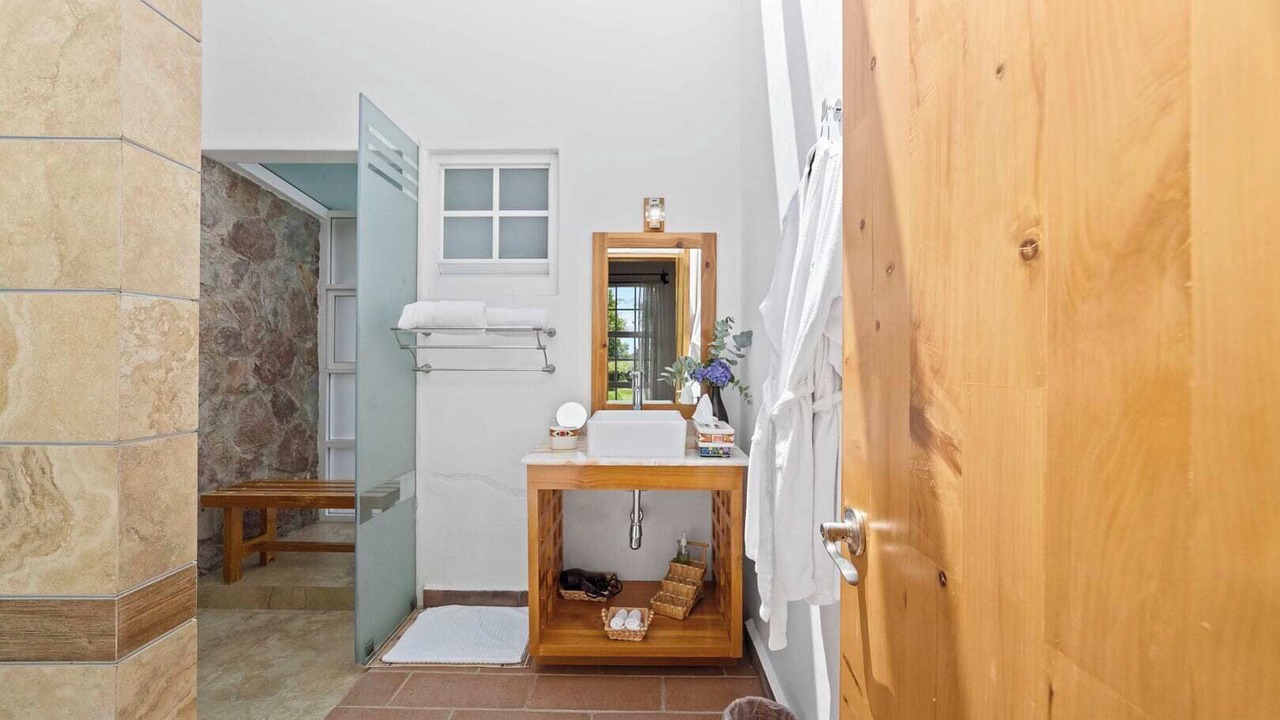Photo of Bathroom in Macheros
