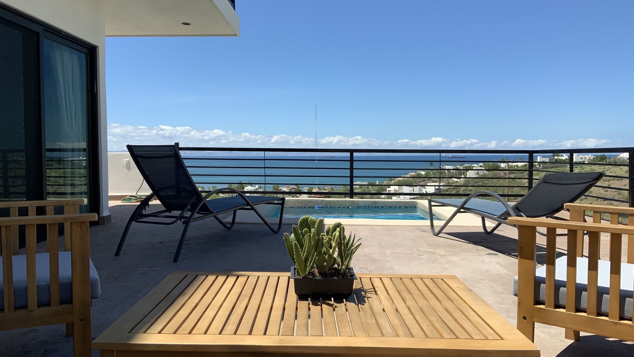 Photo of Patio Balcony in Colina del Sol
