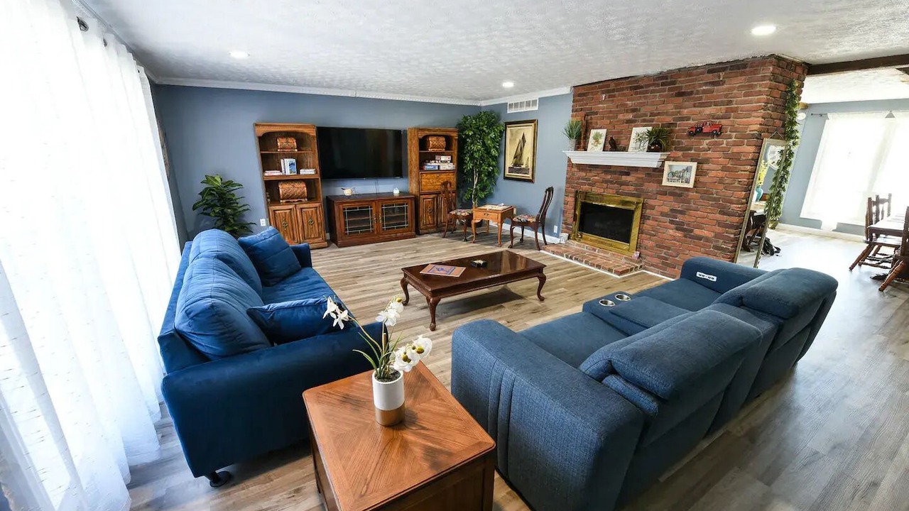 Photo of Livingroom in Johnstown