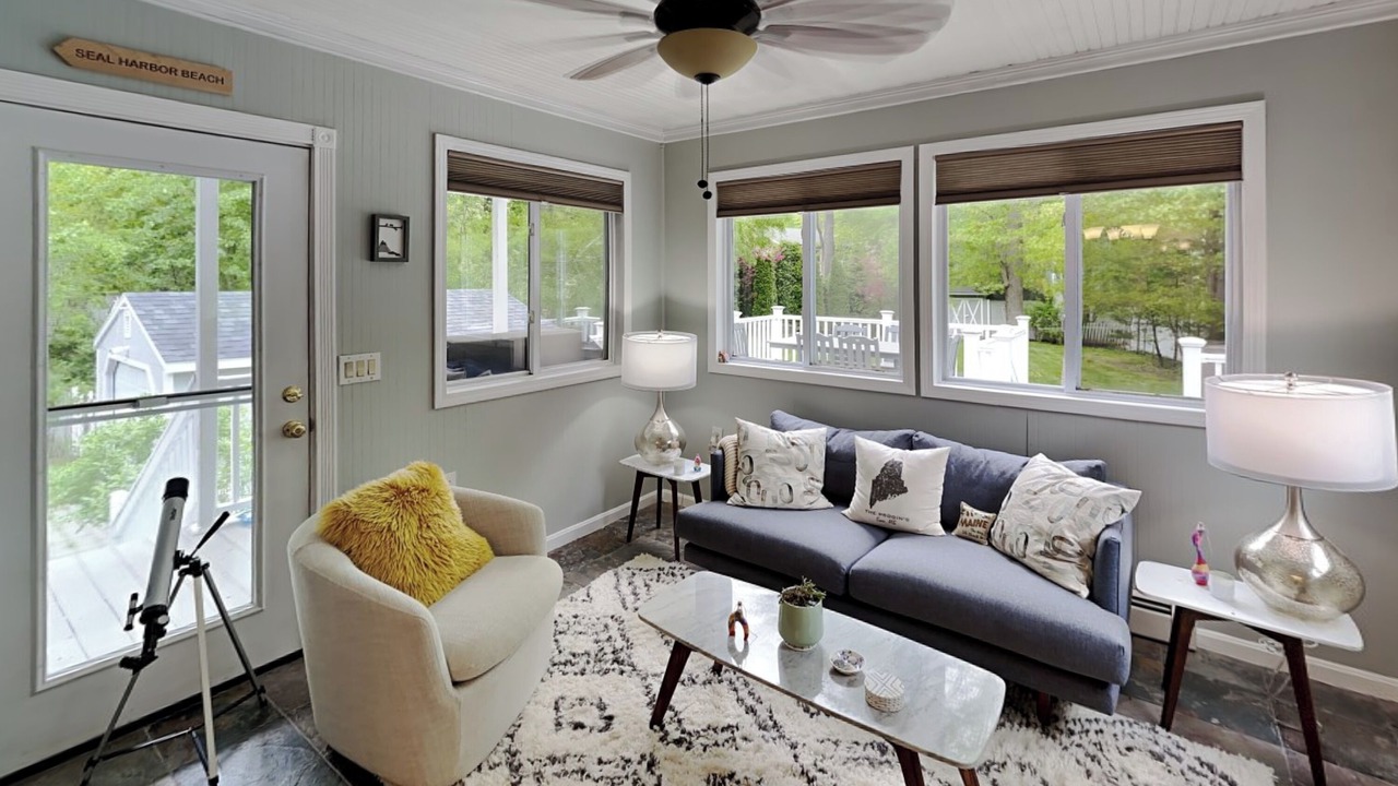 Photo of Livingroom in Camp Ellis