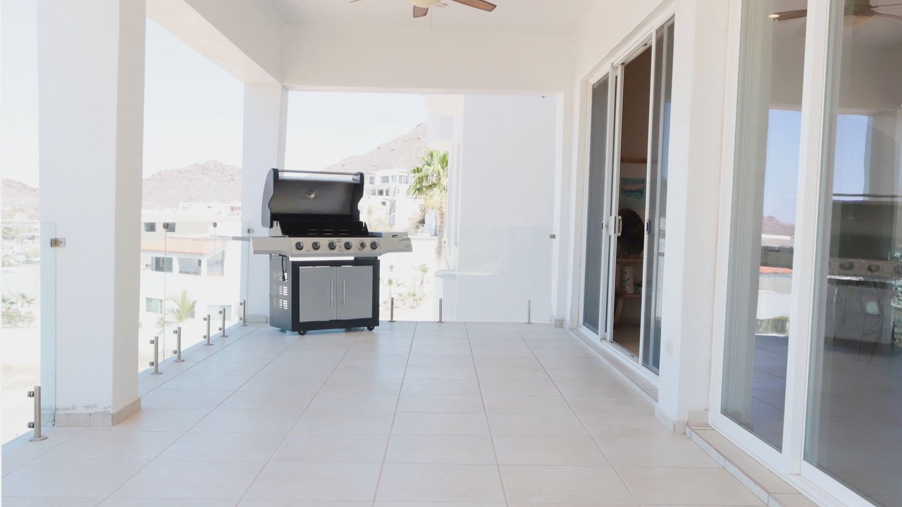 Photo of Patio Balcony in Marina Real