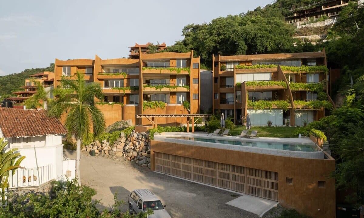 Photo of Others in Playa Las Gatas