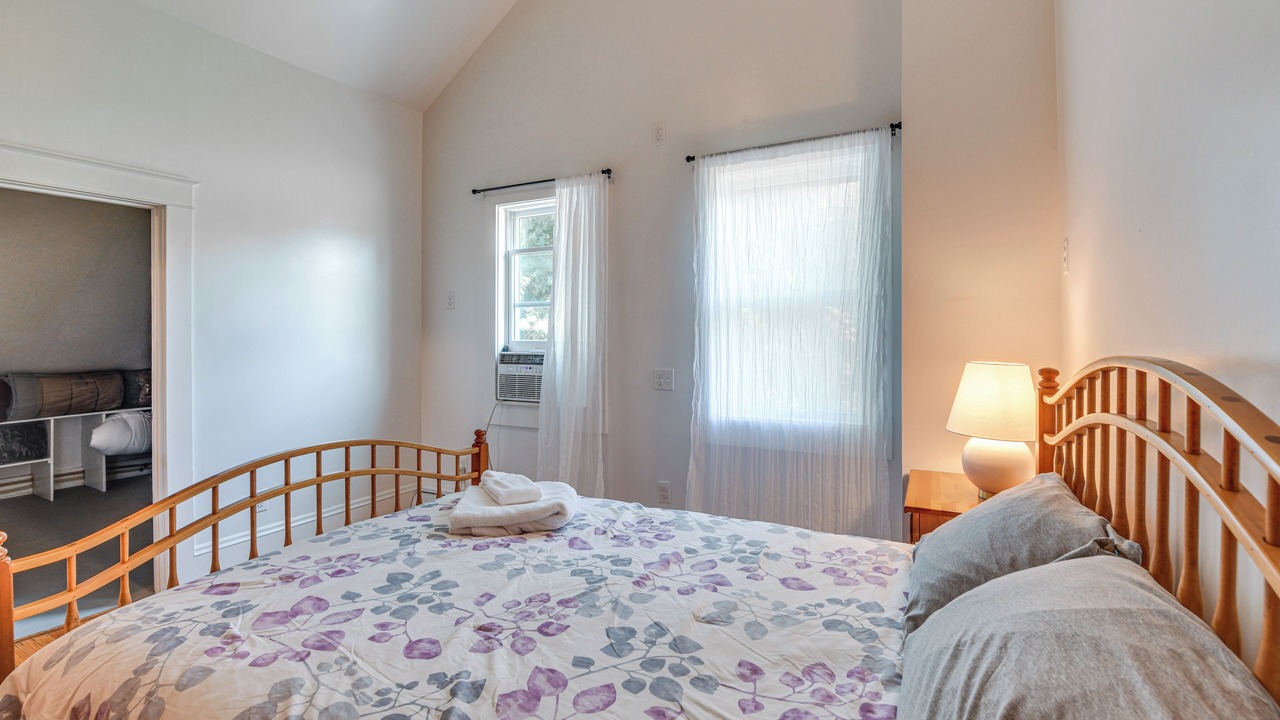 Photo of Bedroom in North Lake George
