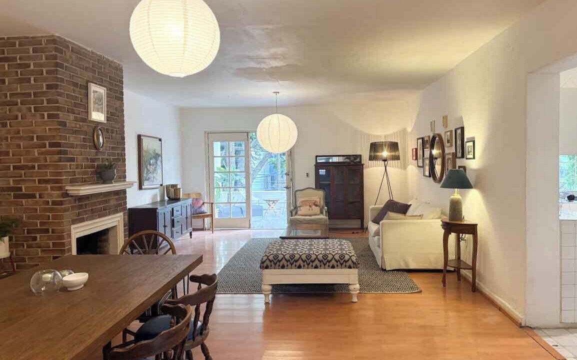 Photo of Livingroom in Lafayette