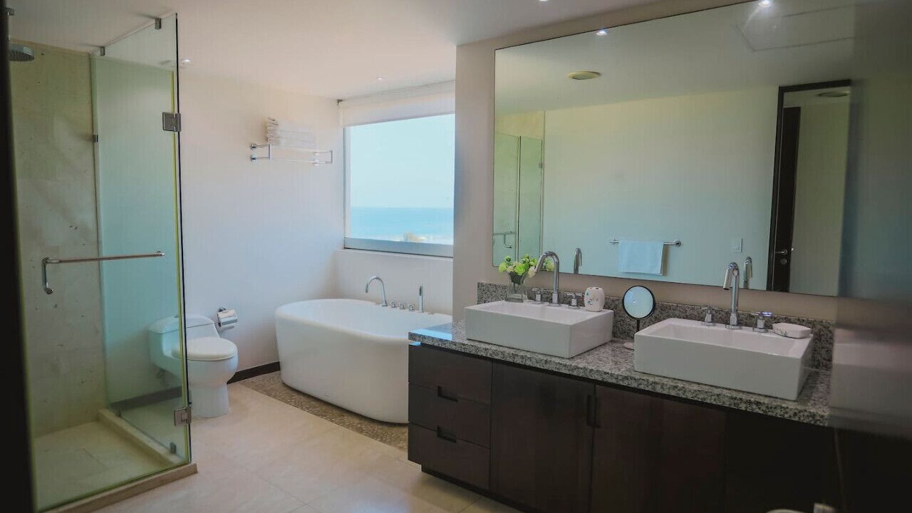 Photo of Bathroom in Cerritos