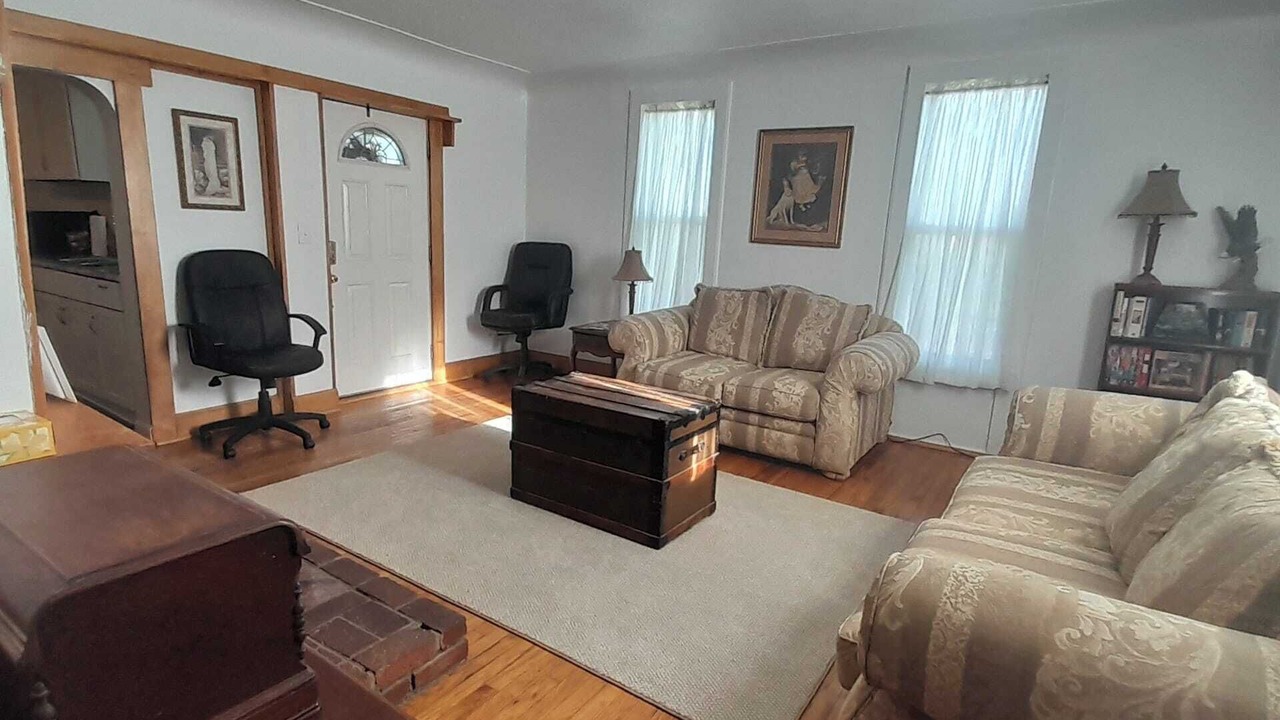 Photo of Livingroom in Davison