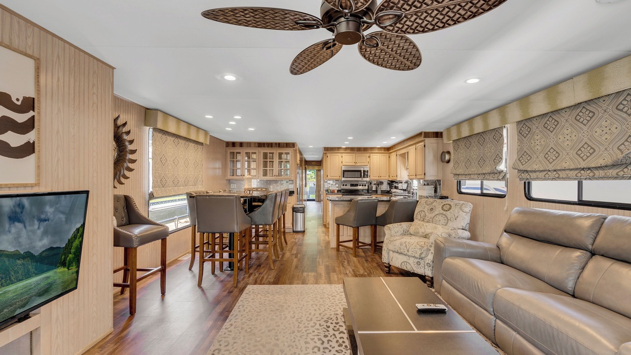 Photo of Livingroom in Smithville