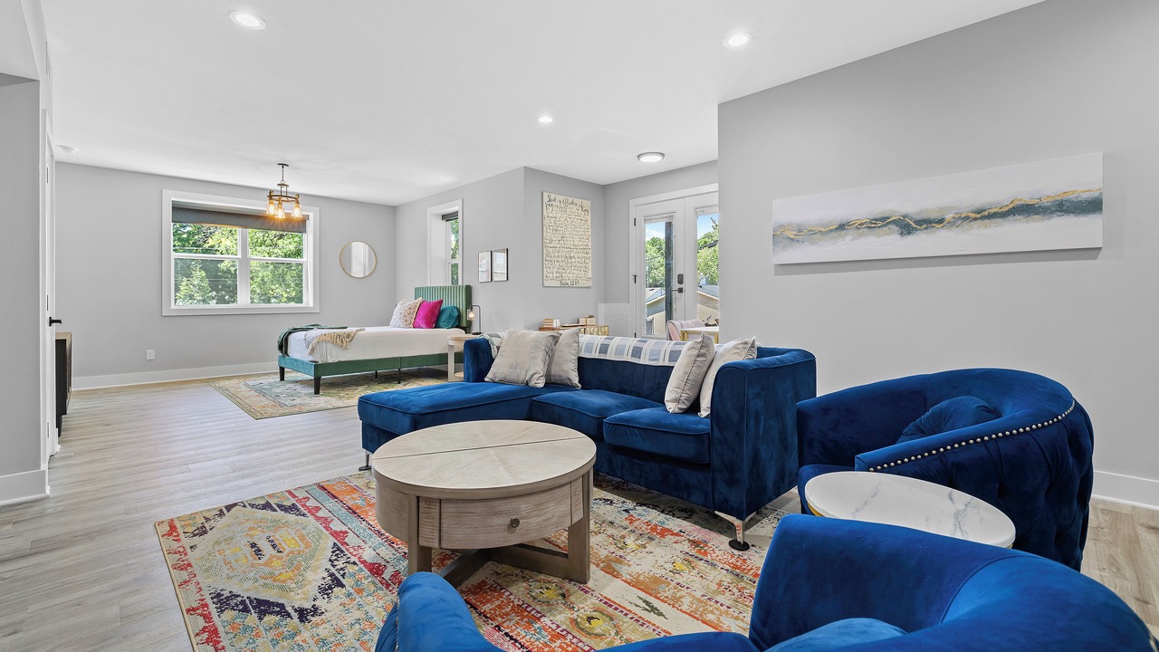 Photo of Livingroom in Shelby Hills