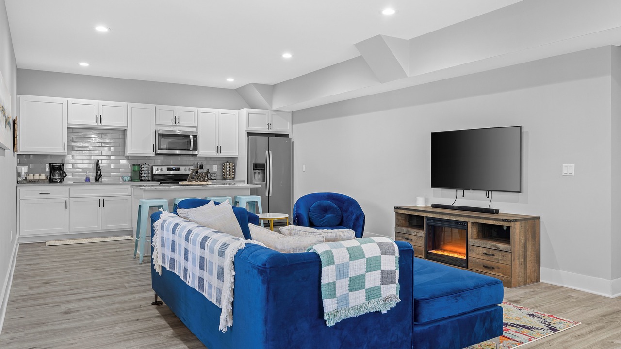 Photo of Livingroom in Shelby Hills