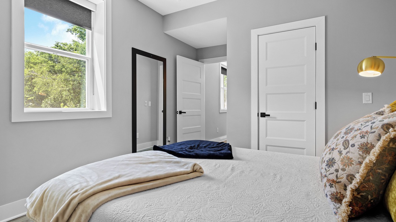 Photo of Bedroom in Shelby Hills