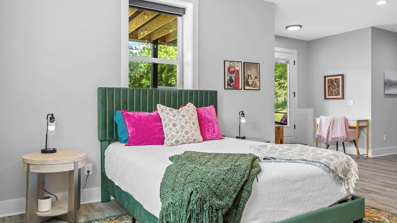 Photo of Bedroom in Shelby Hills