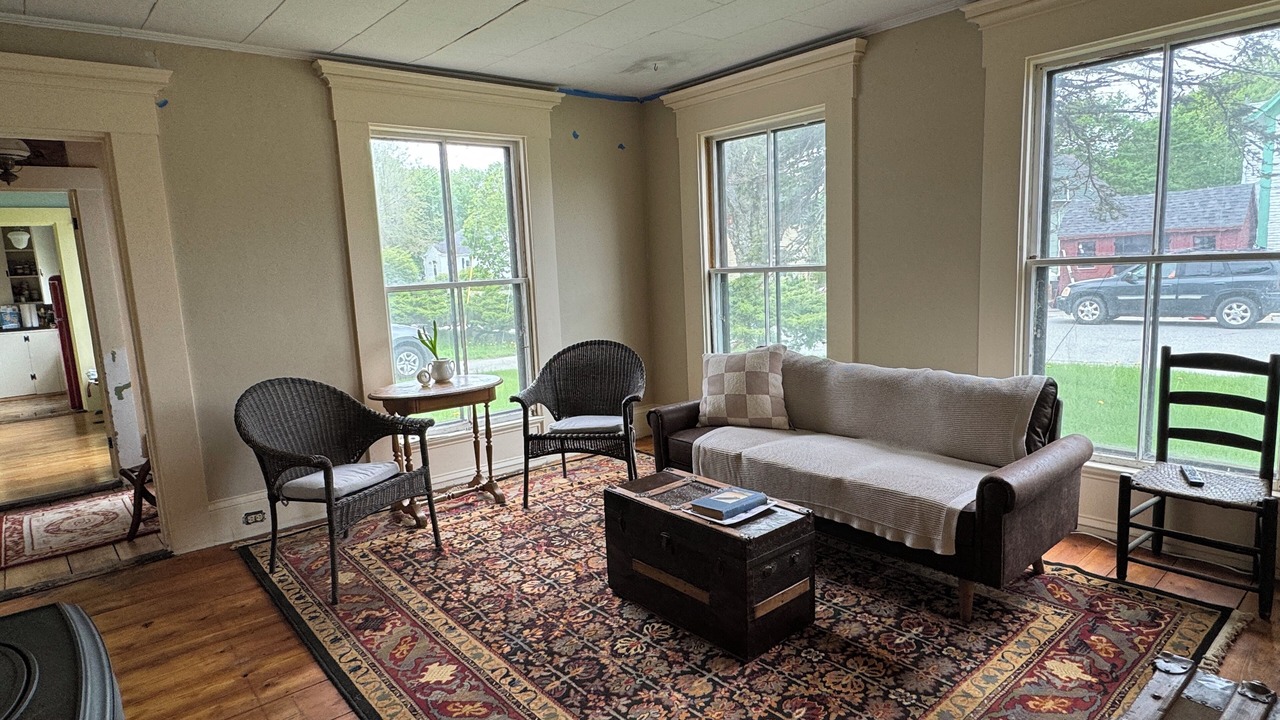 Photo of Livingroom in Friendship