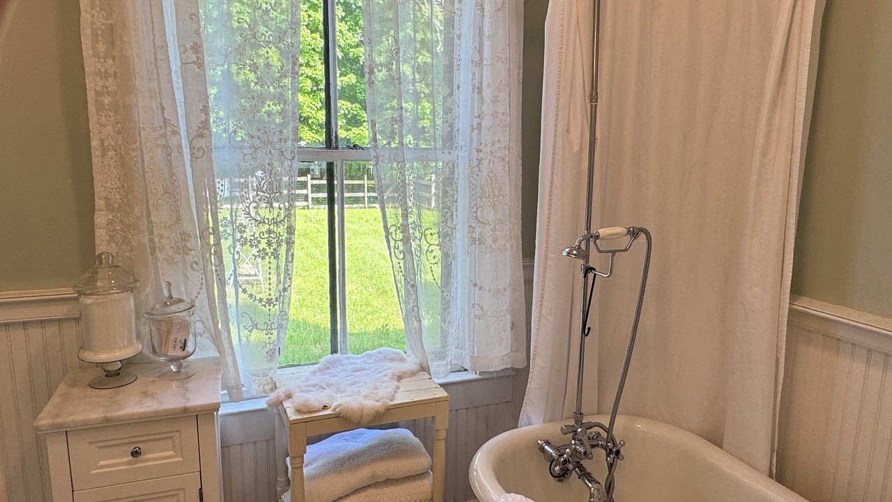 Photo of Bathroom in Friendship