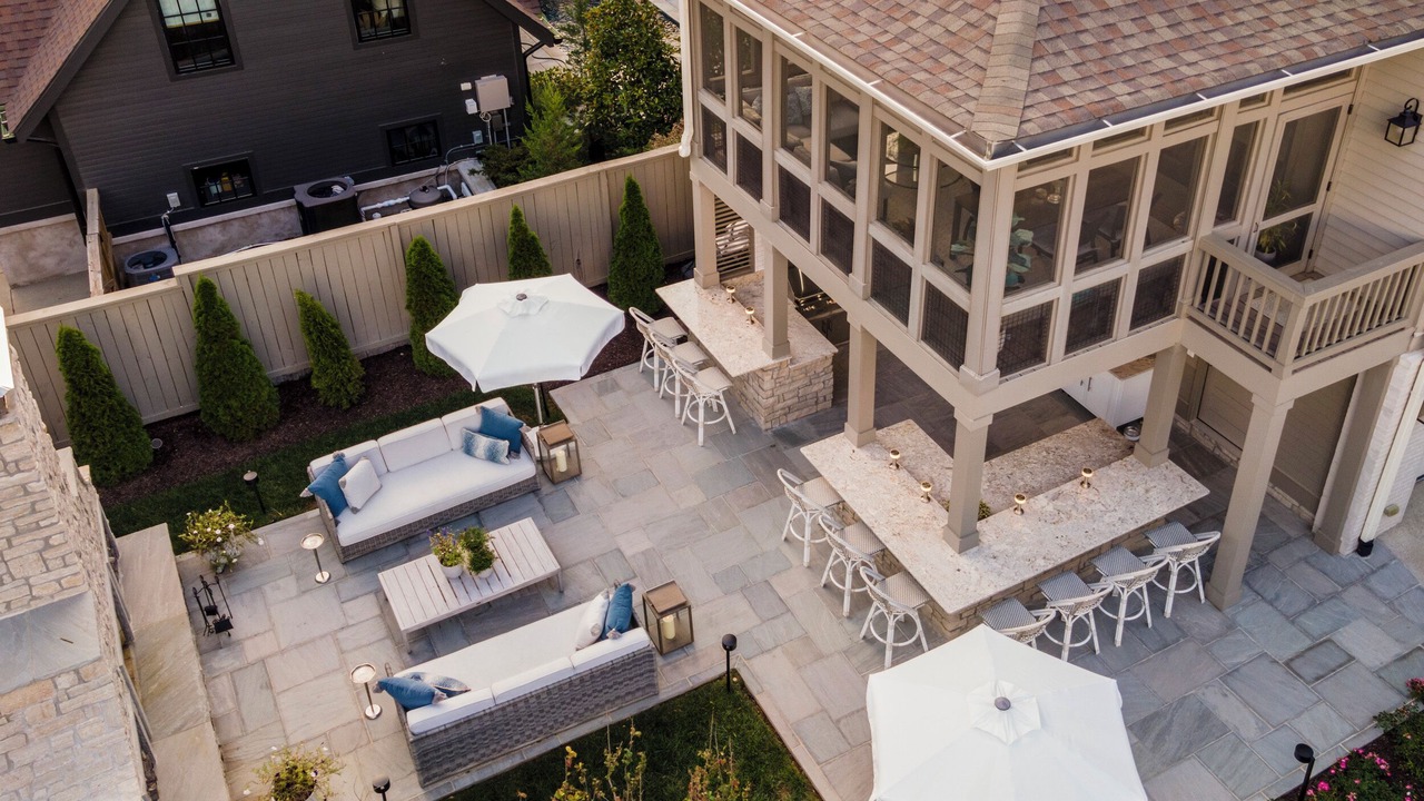 Photo of Outdoor in Belmont - Hillsboro