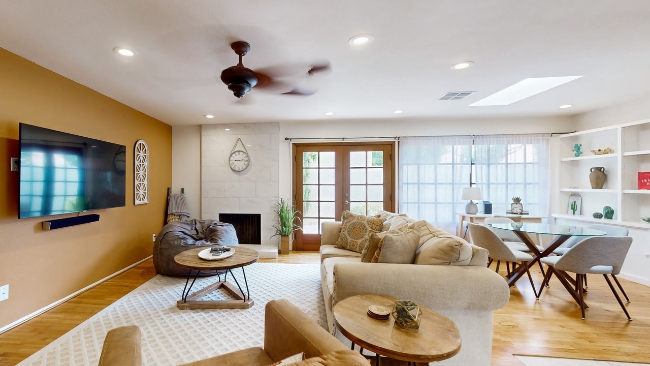 Photo of Livingroom in The Lakes
