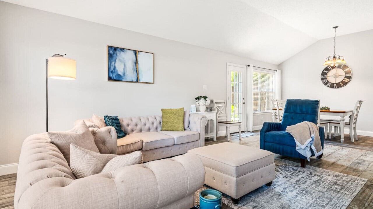 Photo of Livingroom in Flower Mound