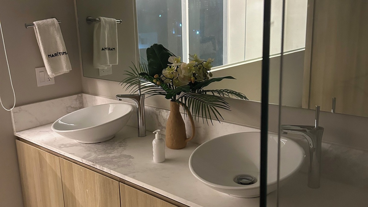 Photo of Bathroom in Flamingos