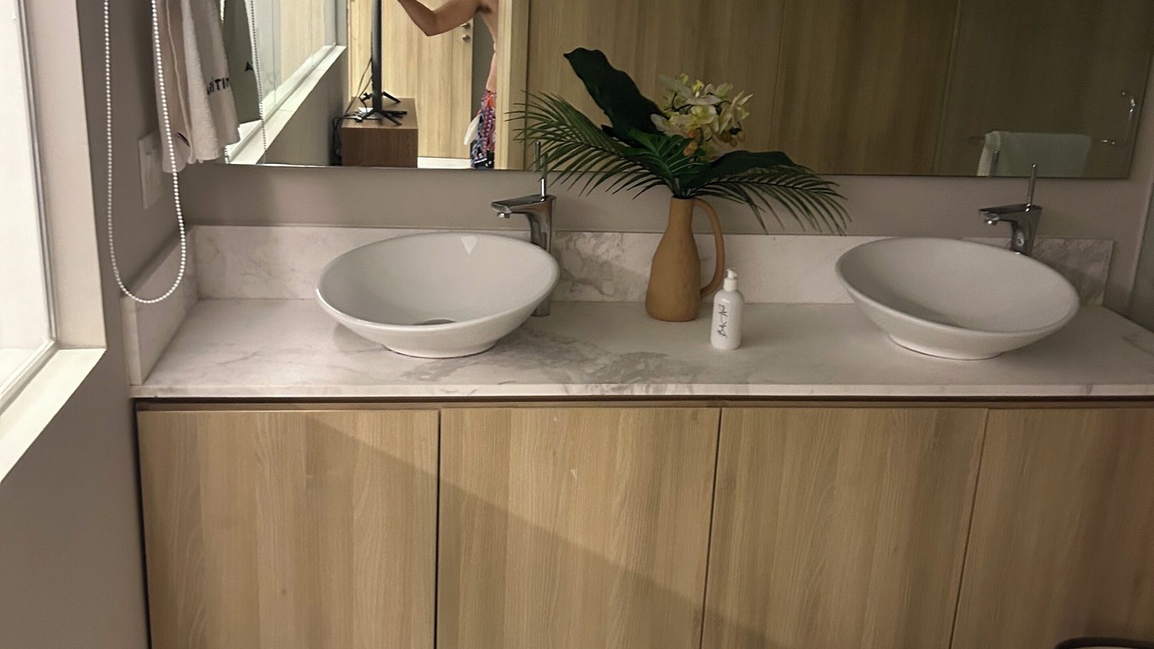 Photo of Bathroom in Flamingos