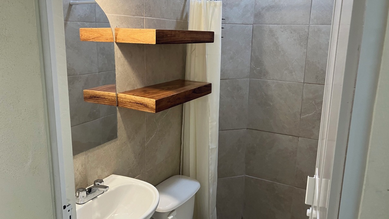 Photo of Bathroom in Perula