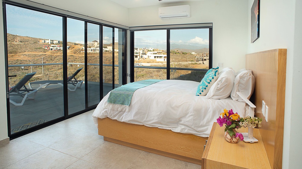 Photo of Bedroom in Cerritos