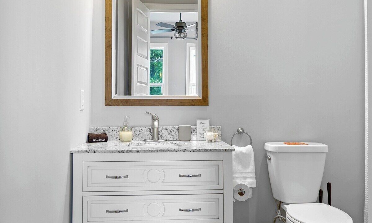 Photo of Bathroom in Cleveland Park