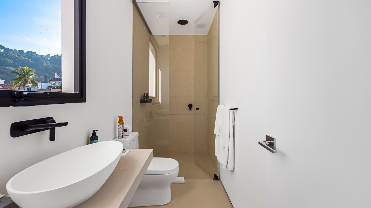 Photo of Bathroom in Alta Vista